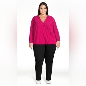 Terra & Sky 1X Surplice top NWT